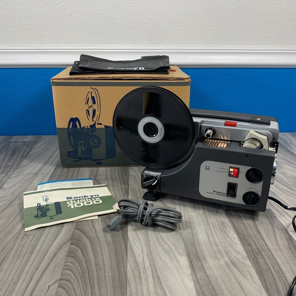 Sankyo Dualux 1000 Super 8 Projector Vintage 1970's Tested